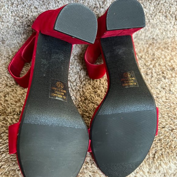 Non-Branded Women's Red Velvet Ankle Strap Heels - Picture 9 of 13
